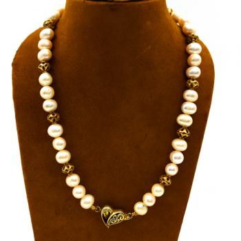 Handmade Gold Plated Pearl Stone Seated Necklace - Timeless Elegance